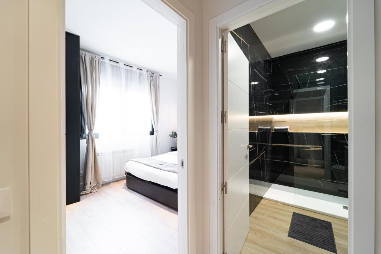 Edsam Madrid Apartments Black Dış mekan fotoğraf