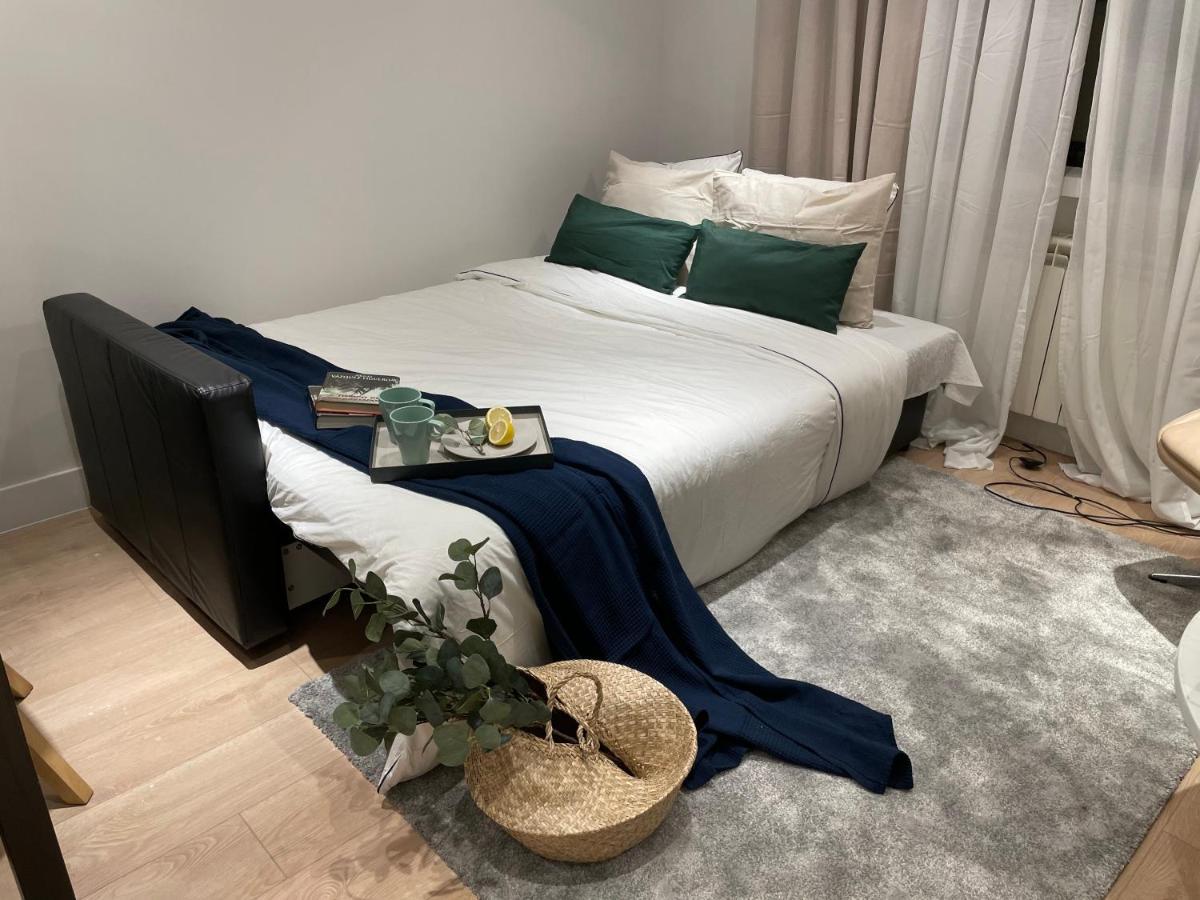 Edsam Madrid Apartments Black Dış mekan fotoğraf