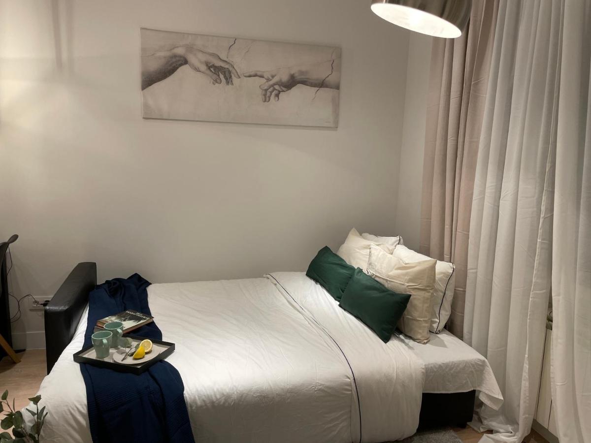 Edsam Madrid Apartments Black Dış mekan fotoğraf